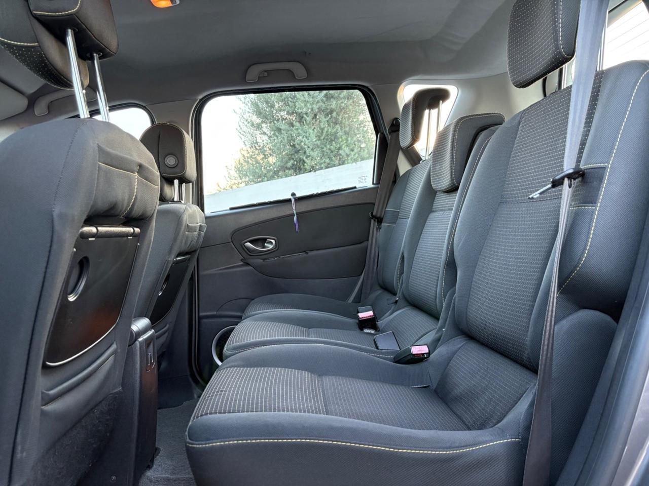 Renault Scenic xmod 1.5 dci 2011