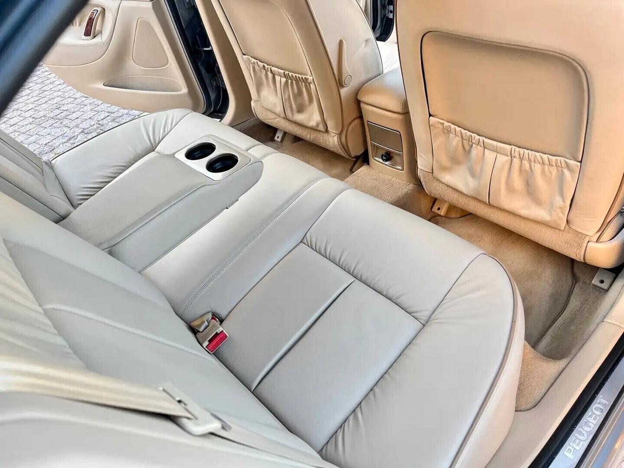 Peugeot 607 2.7 V6 24V HDi FAP aut. Avorio