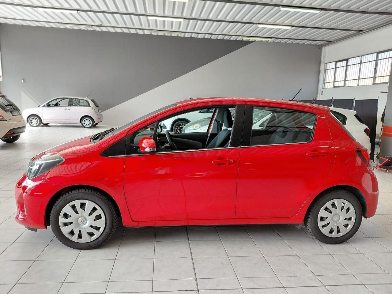 Toyota Yaris 1.0 5 porte Lounge KM 56.600