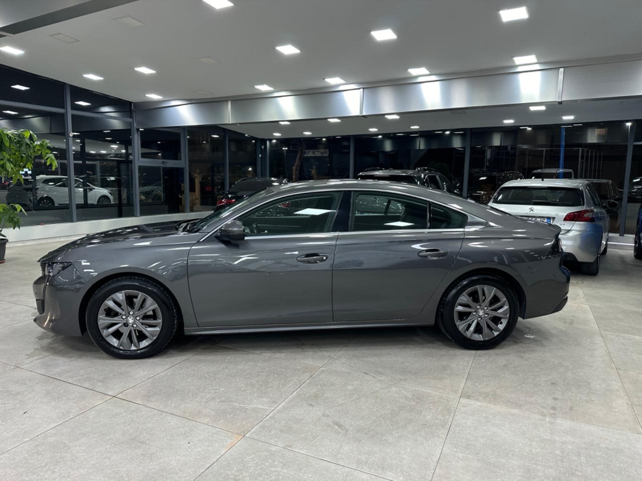 Peugeot 508 BlueHDi 130 EAT8 Allure 4p 2021