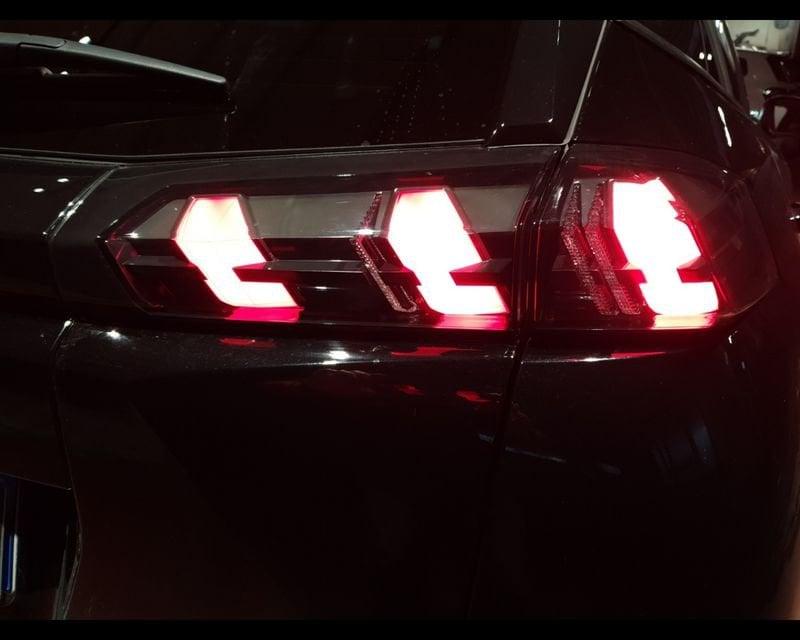 Peugeot 2008 2ª serie PureTech 130 S&S EAT8 Allure