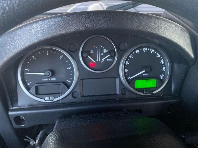 Land Rover Defender Defender 90 2.4 TD4 Station Wagon SE