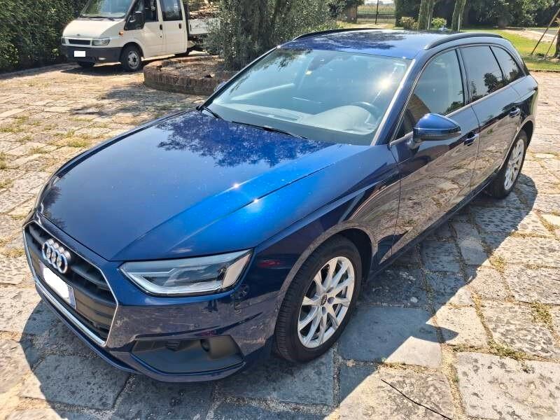Audi A4 Avant 40 g-tron S tronic Business