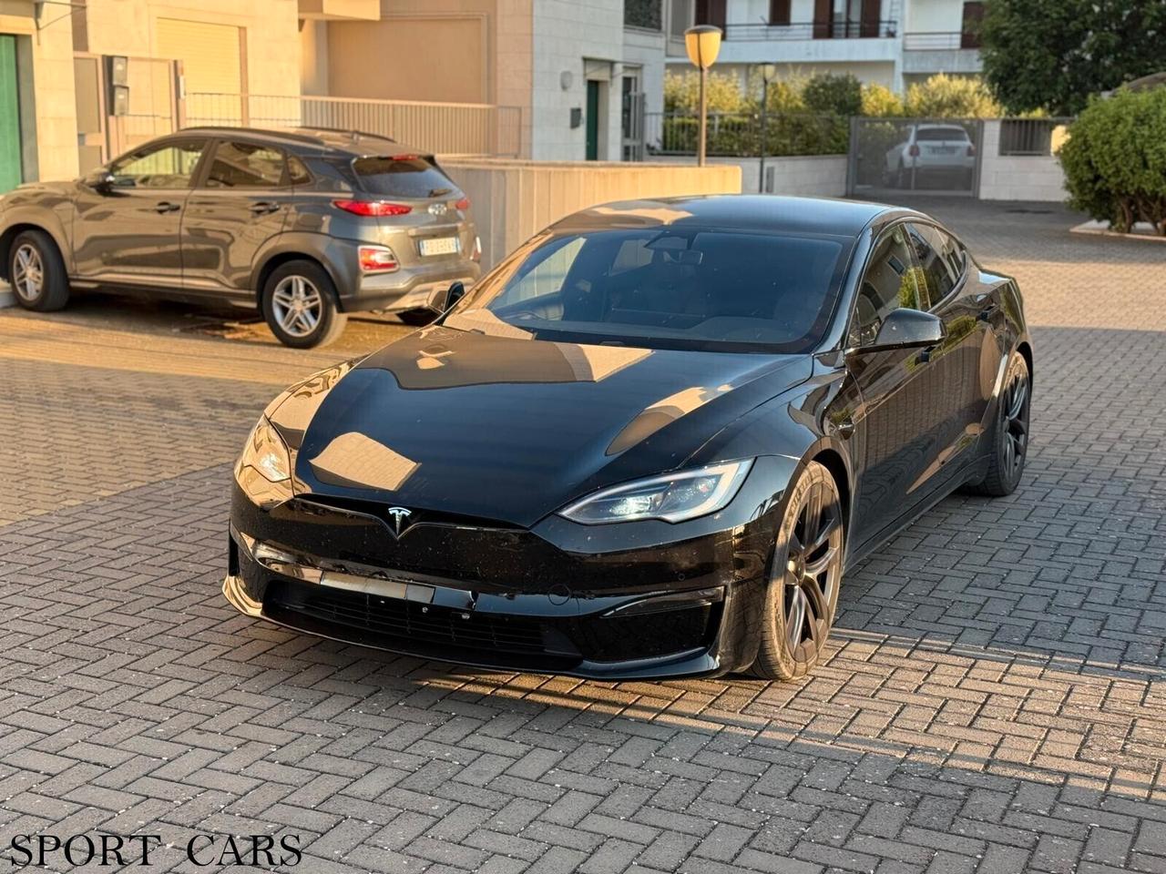 Tesla Model S 1020 cavalli Plaid