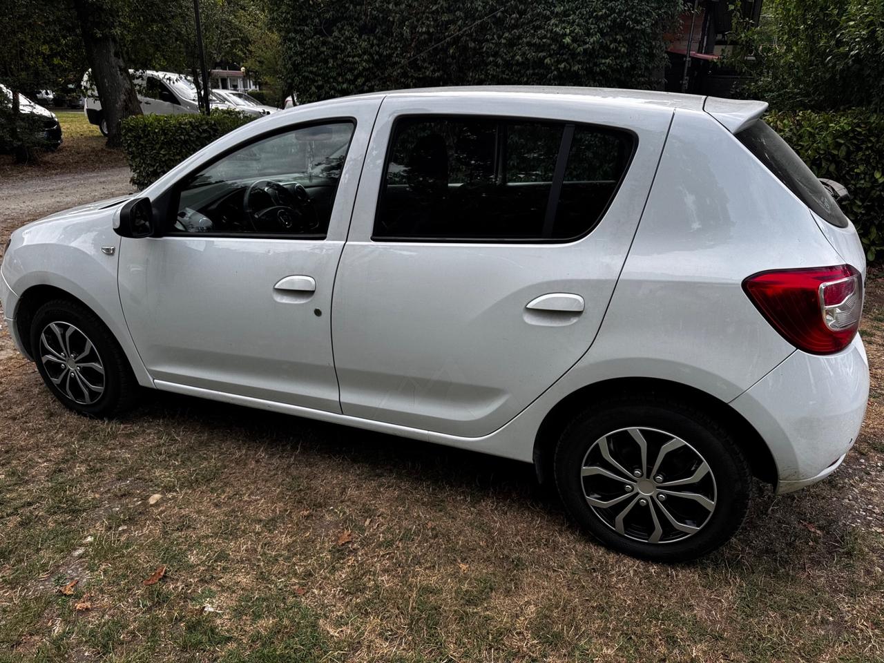 Dacia Sandero 1.2 GPL 75CV Lauréate neopatentati