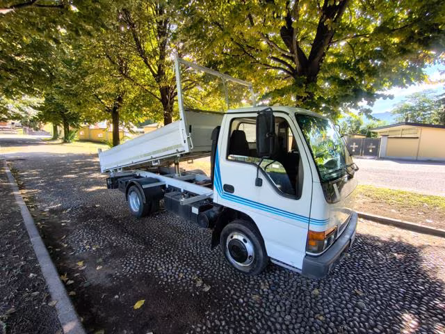 ISUZU NPR 55 2.8 95CV RIBALTABILE TRILATERALE