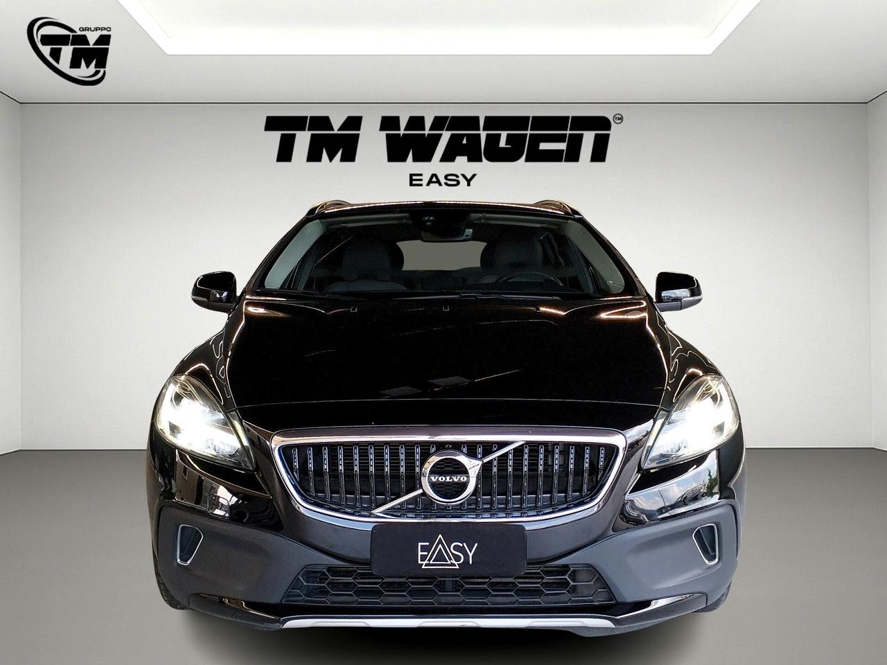Volvo V40 Cross Country D2 Business Plus - NEOPATENTATI