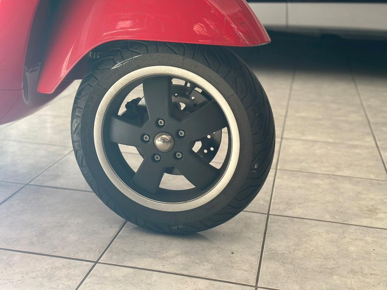 Piaggio Vespa 300 GTS Super ie