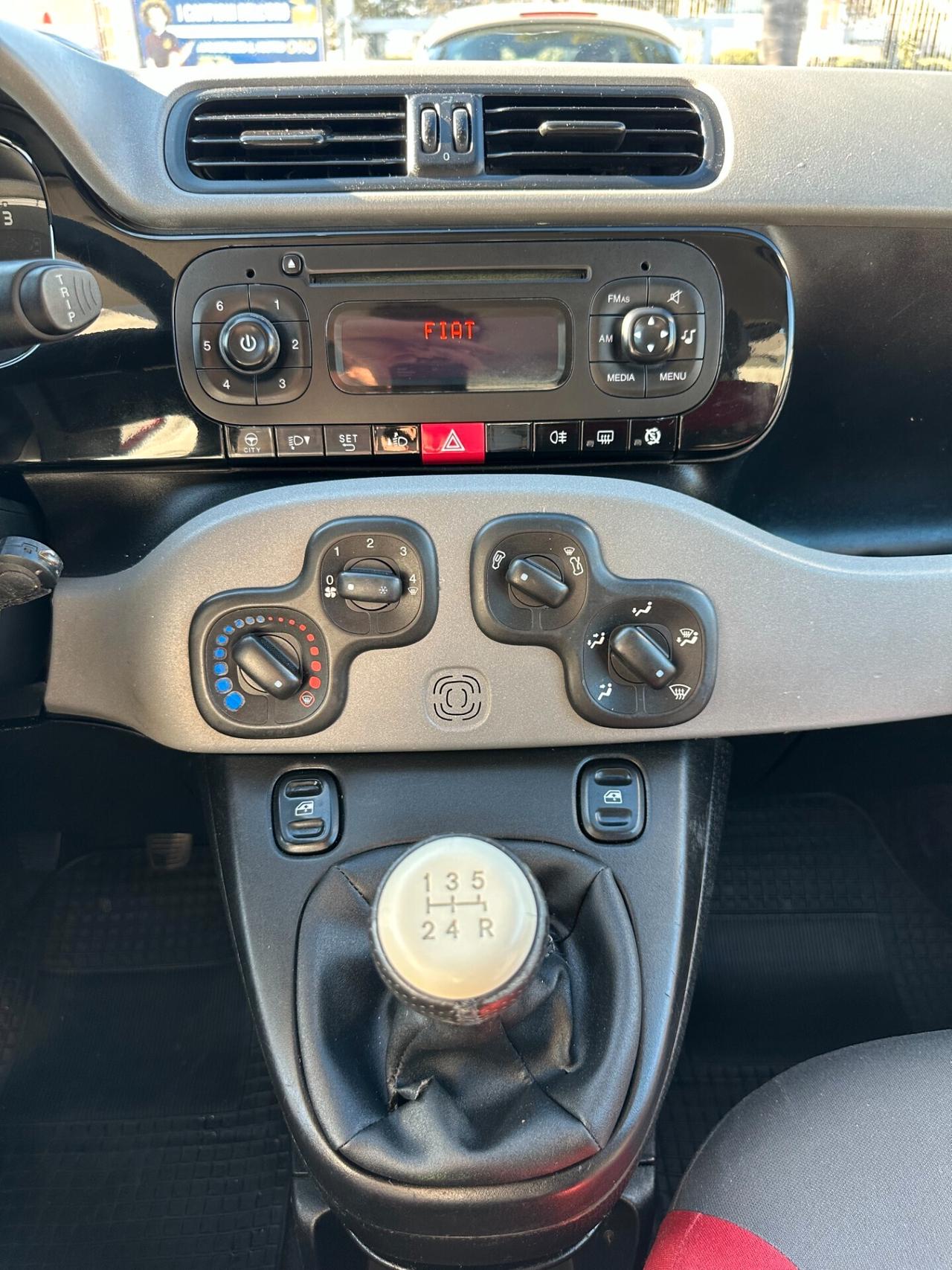 FIAT PANDA 2012 1.3 MJT MOTORE NUOVO OK NEOPATENTATI