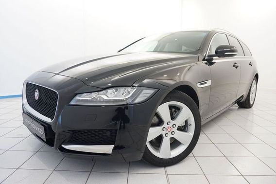 Jaguar XF Sportbrake 2.0 D 180 CV AWD aut. Prestige