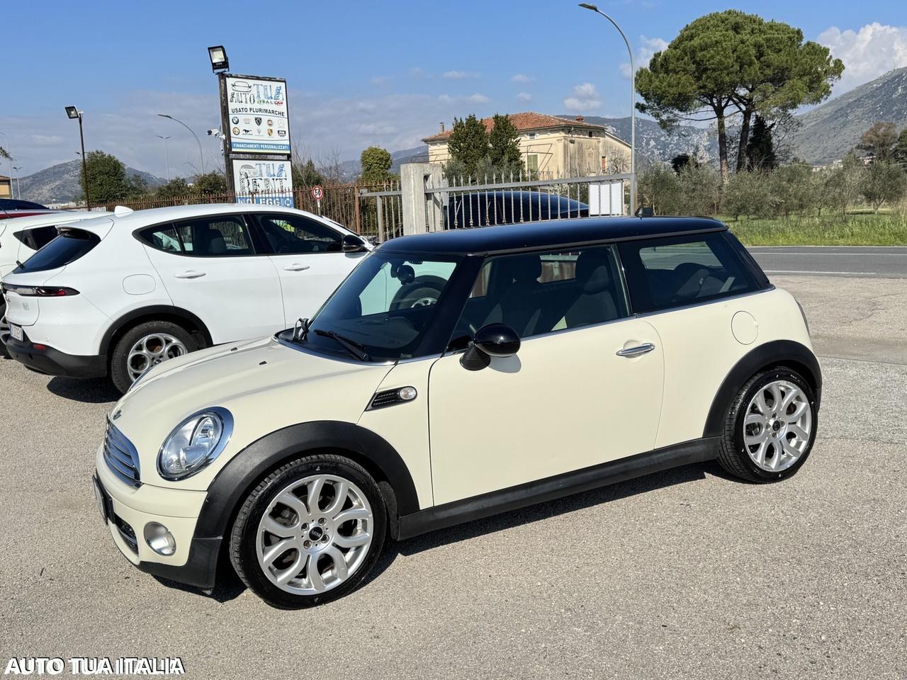 MINI COOPER D AUTOMATICA ADATTA NEOPATENTATI