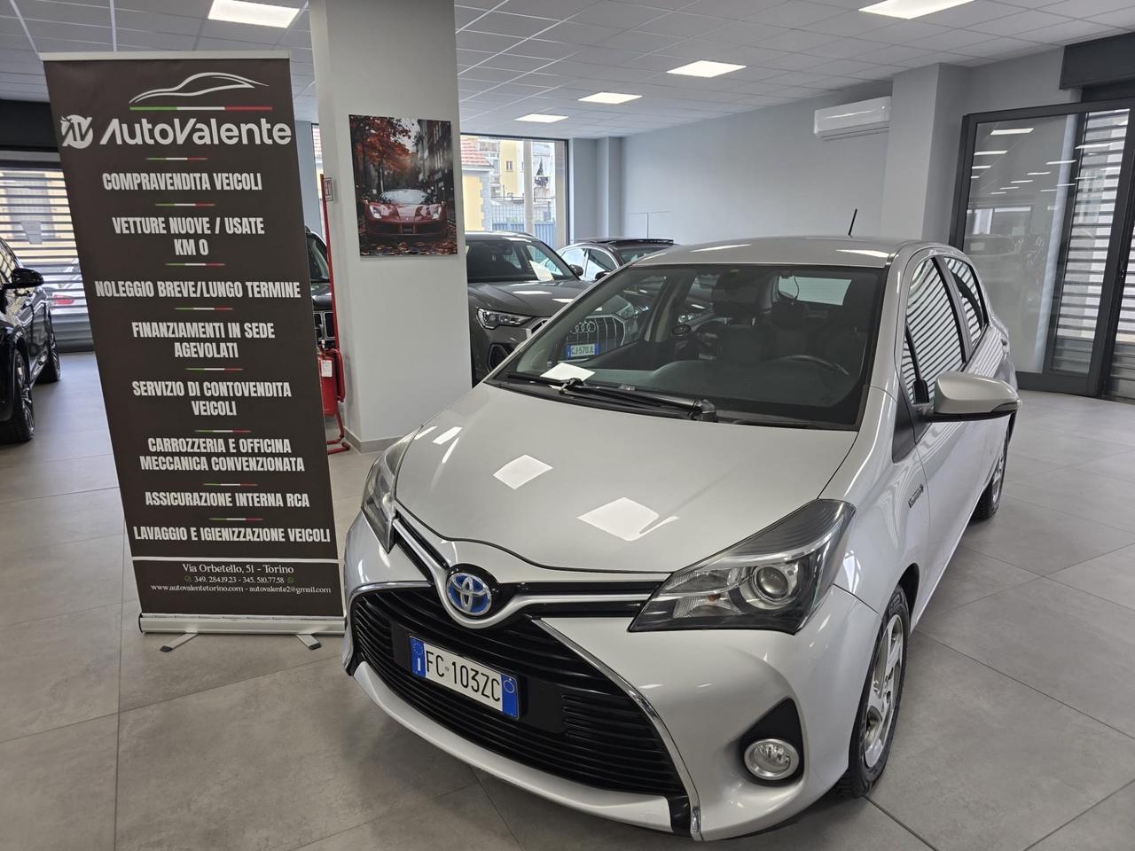 Toyota Yaris 1.5 Hybrid 75cv 2016 km 120000