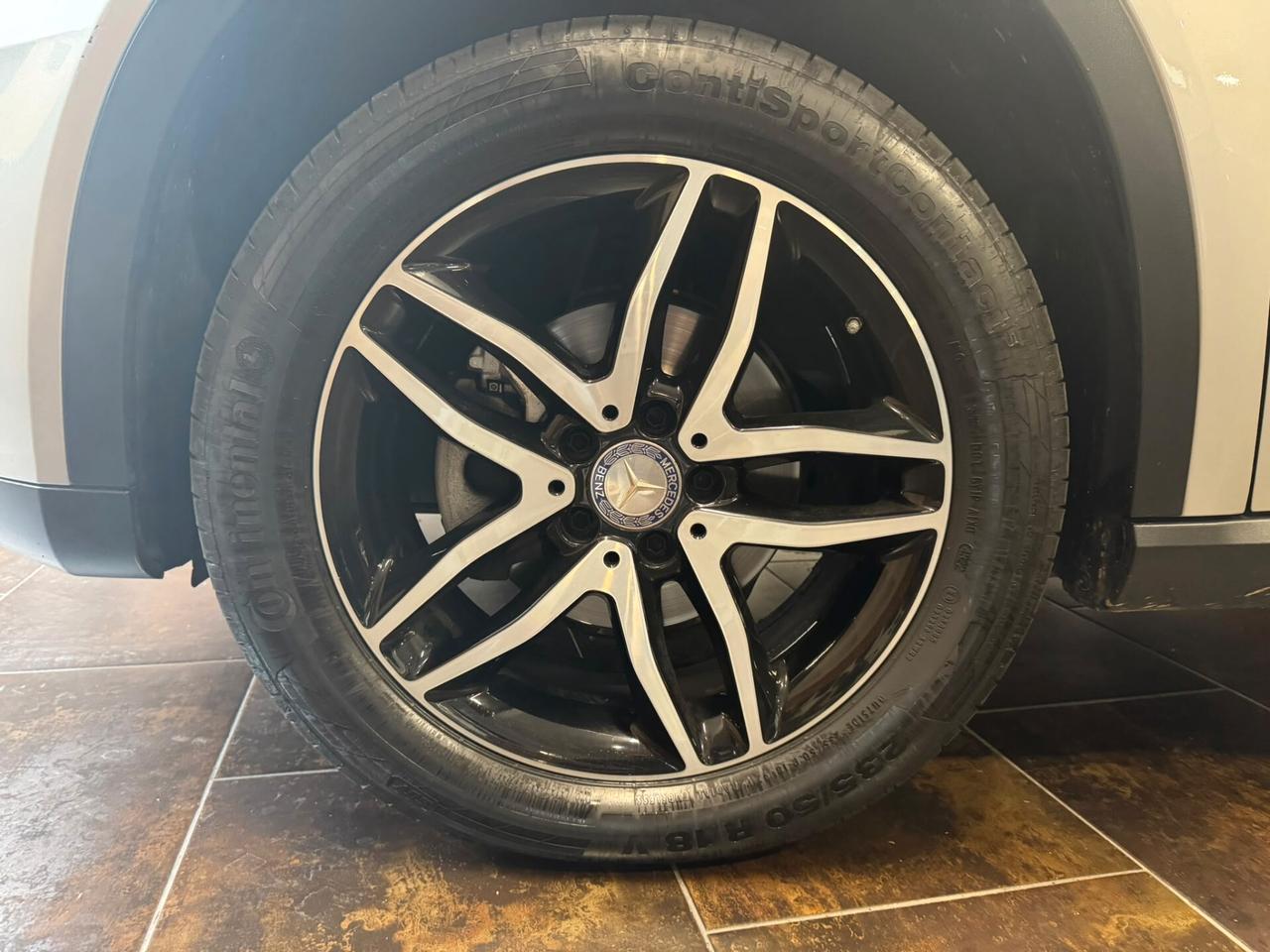 Mercedes-benz GLA 200 d Automatic 4Matic Premium