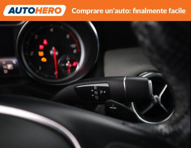 MERCEDES-BENZ GLA 200 d Automatic Sport
