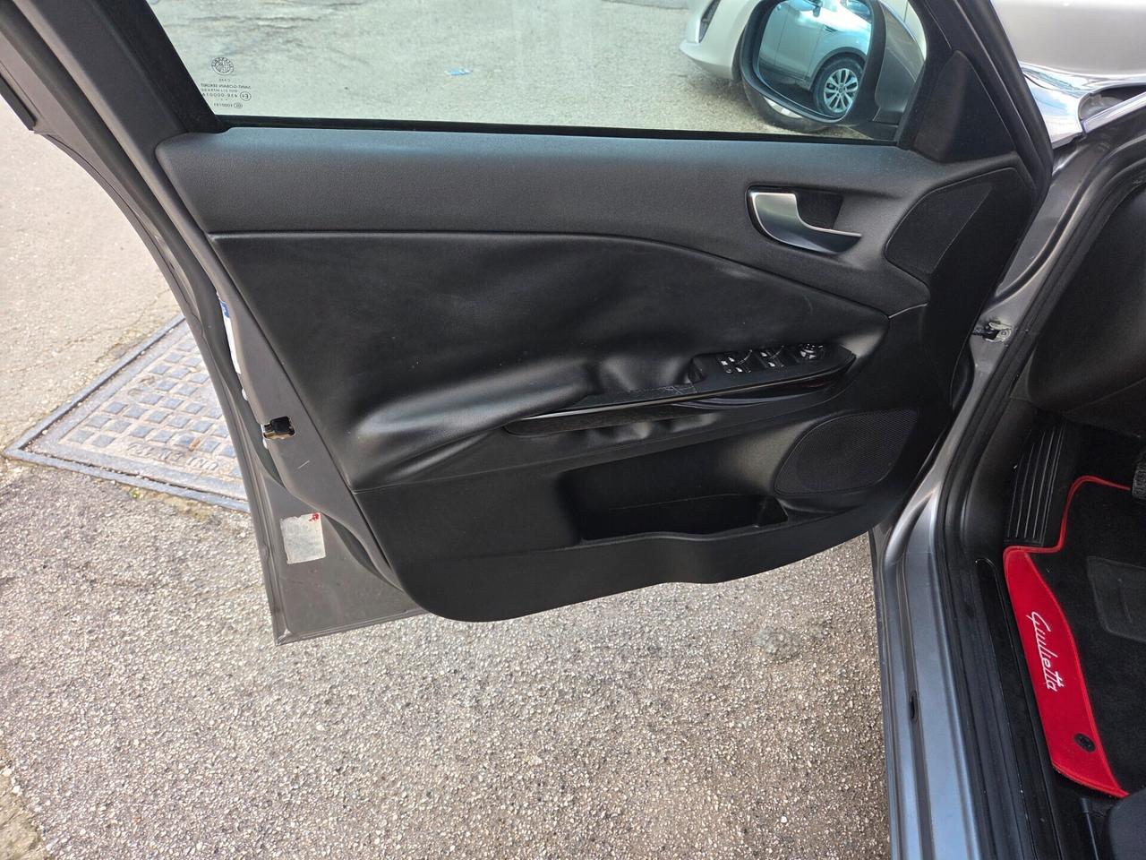 ALFA ROMEO GIULIETTA ANNO 2012 1.6 JTDM KM CERTIFICATI