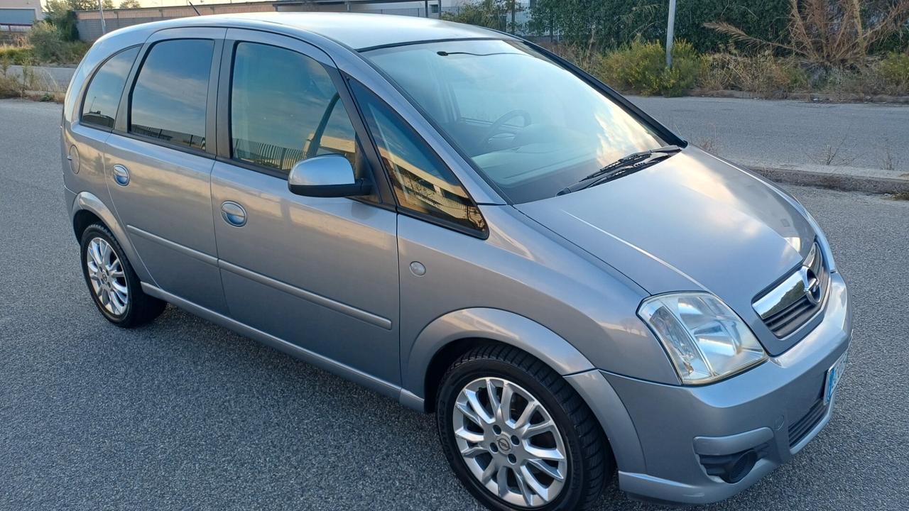 Opel Meriva 1.3 CDTI ecoFLEX Cosmo