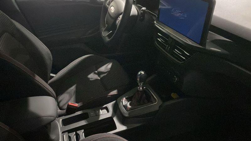 Ford Focus 1.0 EcoBoost Hybrid 125 CV 5p. ST Line