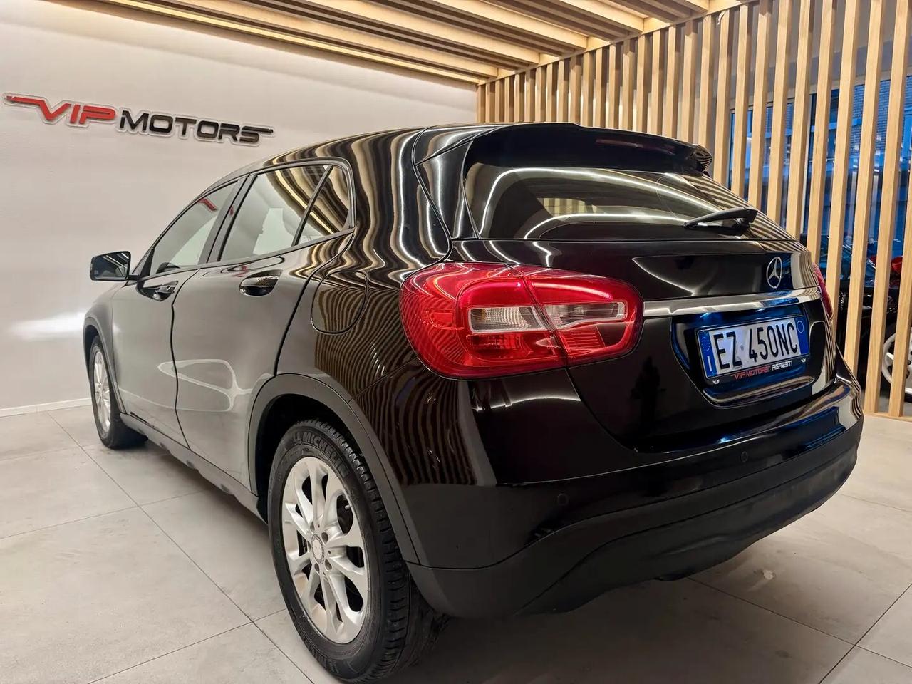 Mercedes-Benz GLA 180 SPORT ADVANCE PERFECT PARI AL NUOVO