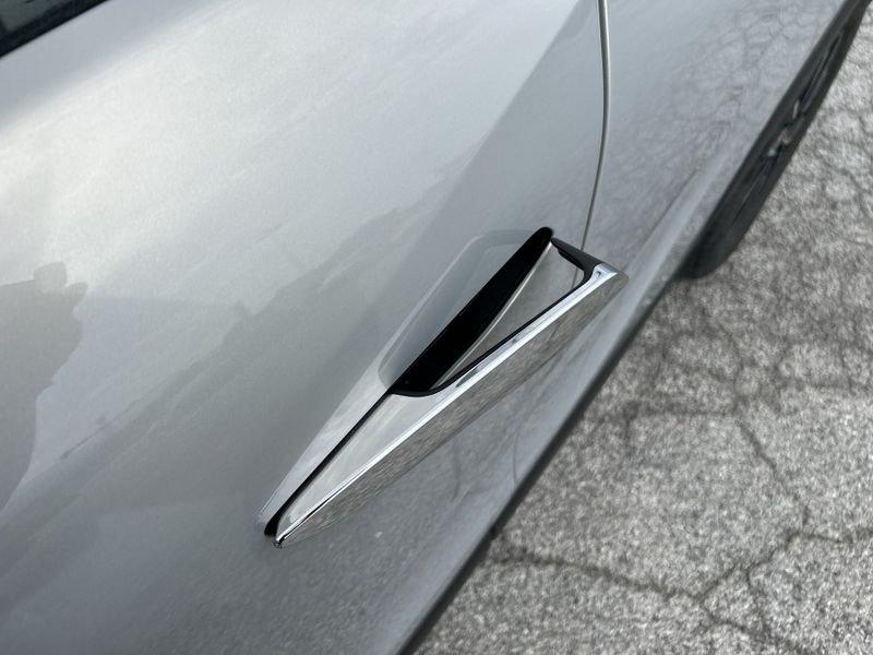 DS DS 3 Crossback 100cv Performance Line PARI AL NUOVO