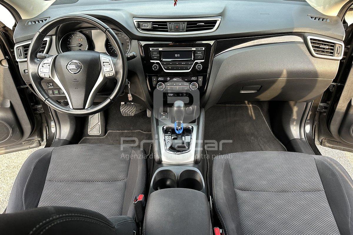 NISSAN Qashqai 1.2 DIG-T Business