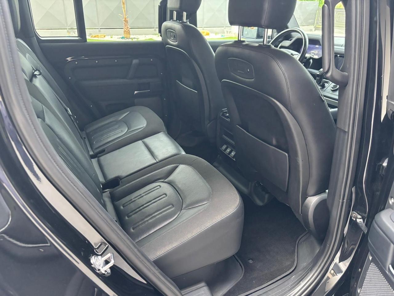 Land Rover Defender 110 2.0 SD4 240CV AWD Auto First Edition
