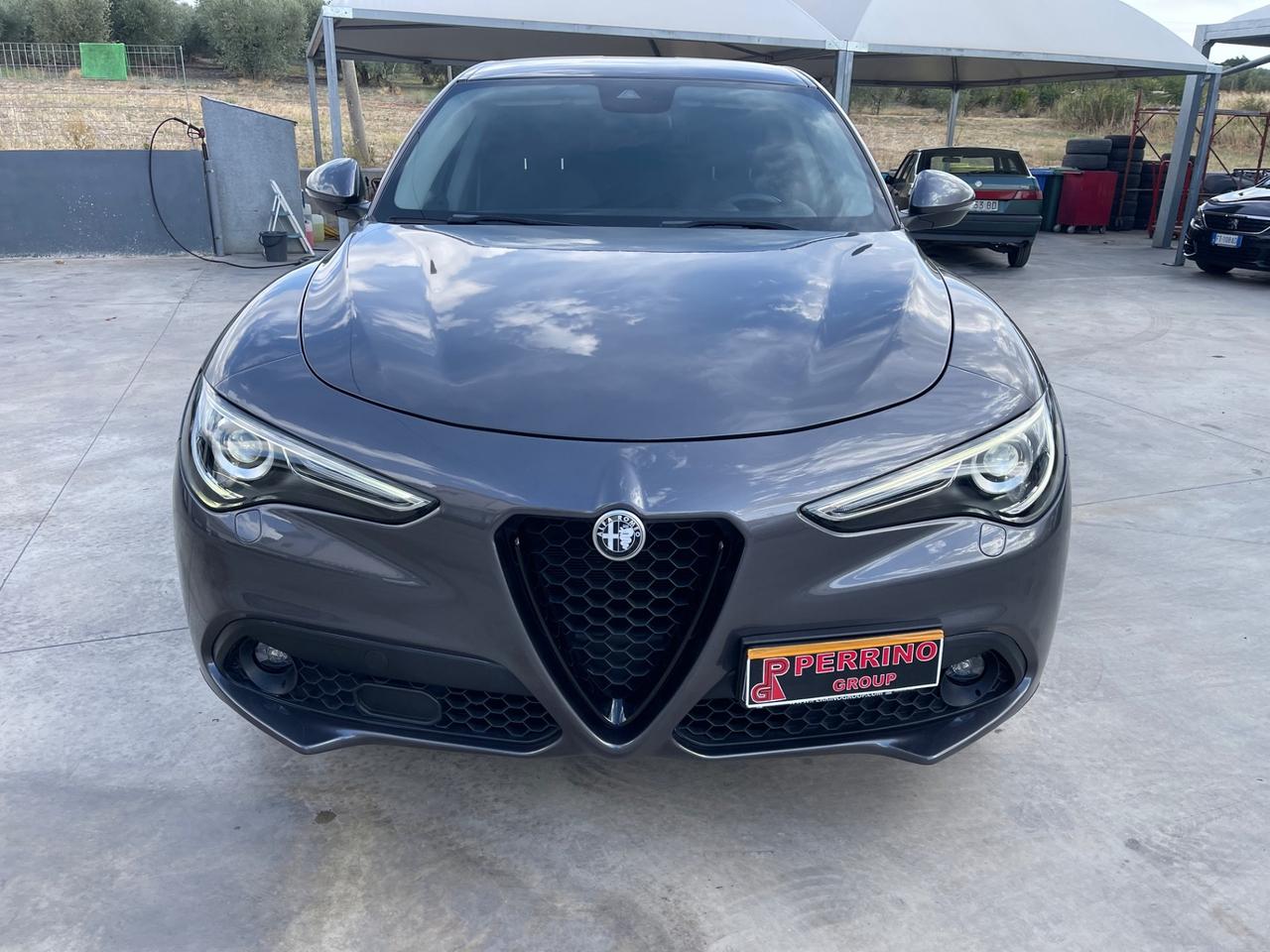 Alfa Romeo Stelvio 2.2 Turbodiesel 180 CV AT8 Q4 Business