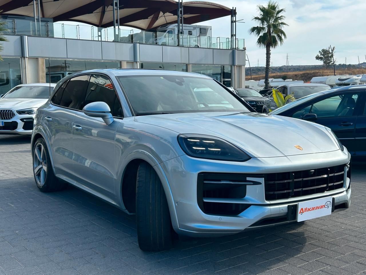 Porsche Cayenne 3.0 V6 tiptronic