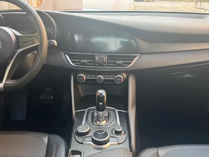 Alfa Romeo Giulia 2.2 Turbodiesel 150 CV Super