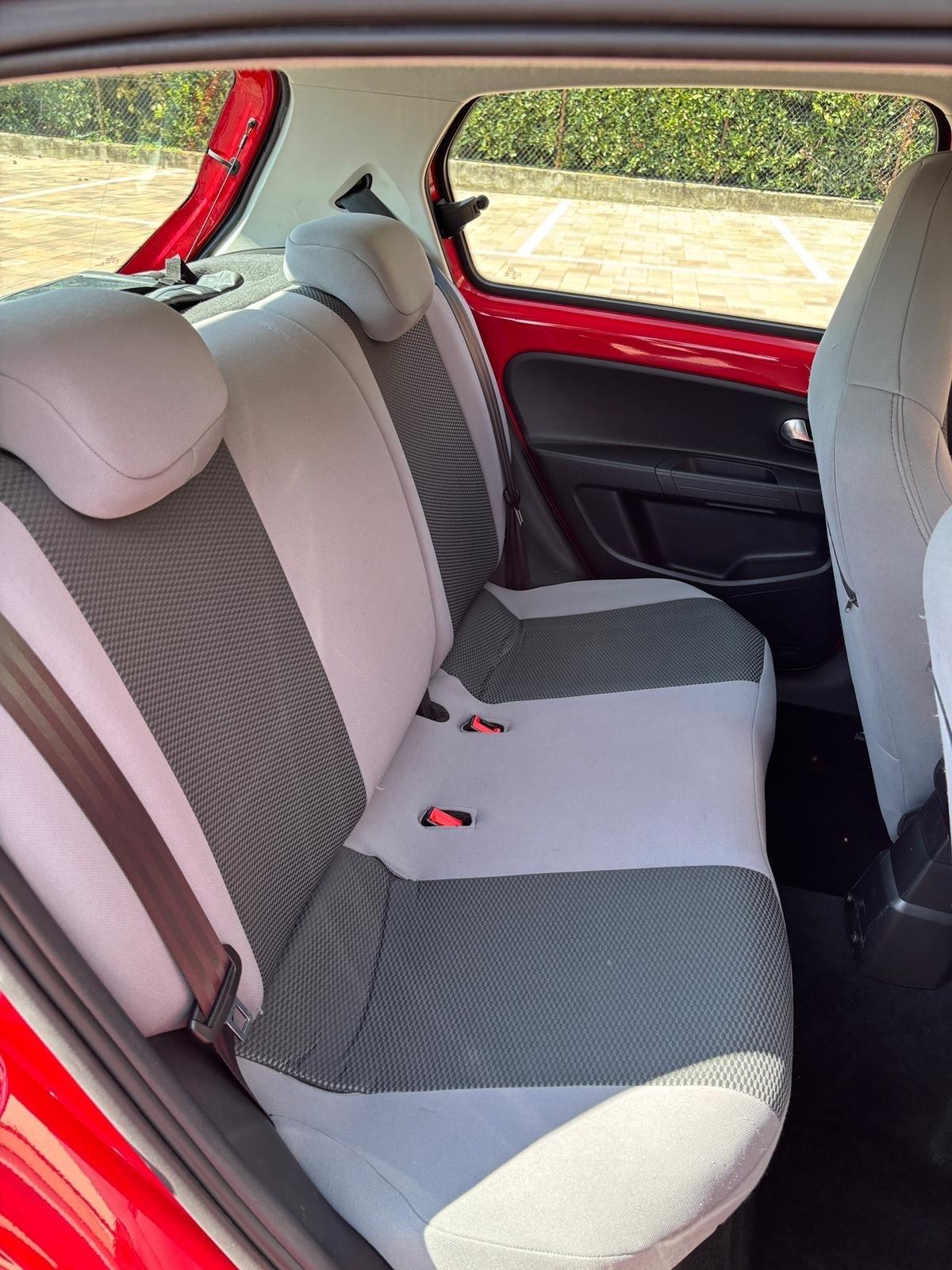 Volkswagen up! 1.0 75 CV 5p. move