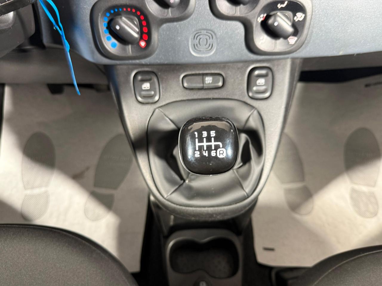 Fiat Panda 1.0 FireFly S&S Hybrid IVA ESPOSTA