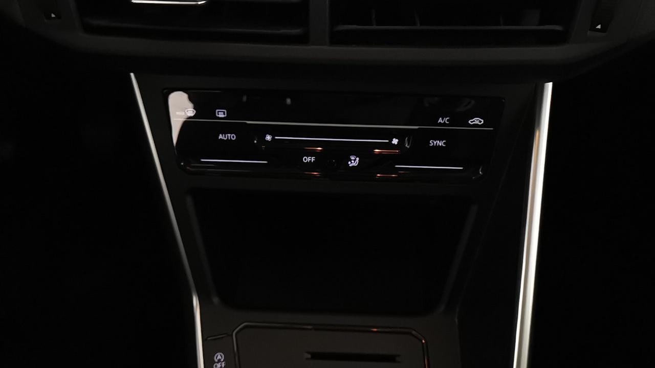 VOLKSWAGEN Polo VI 2022 - Polo 1.0 tsi Life 95cv