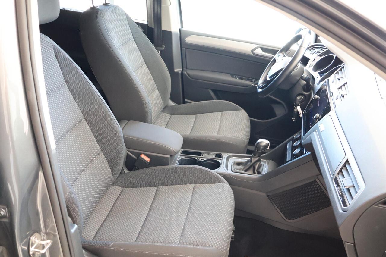 Volkswagen Touran 2.0 TDI 115 CV DSG IVA ESCLUSA 7 posti