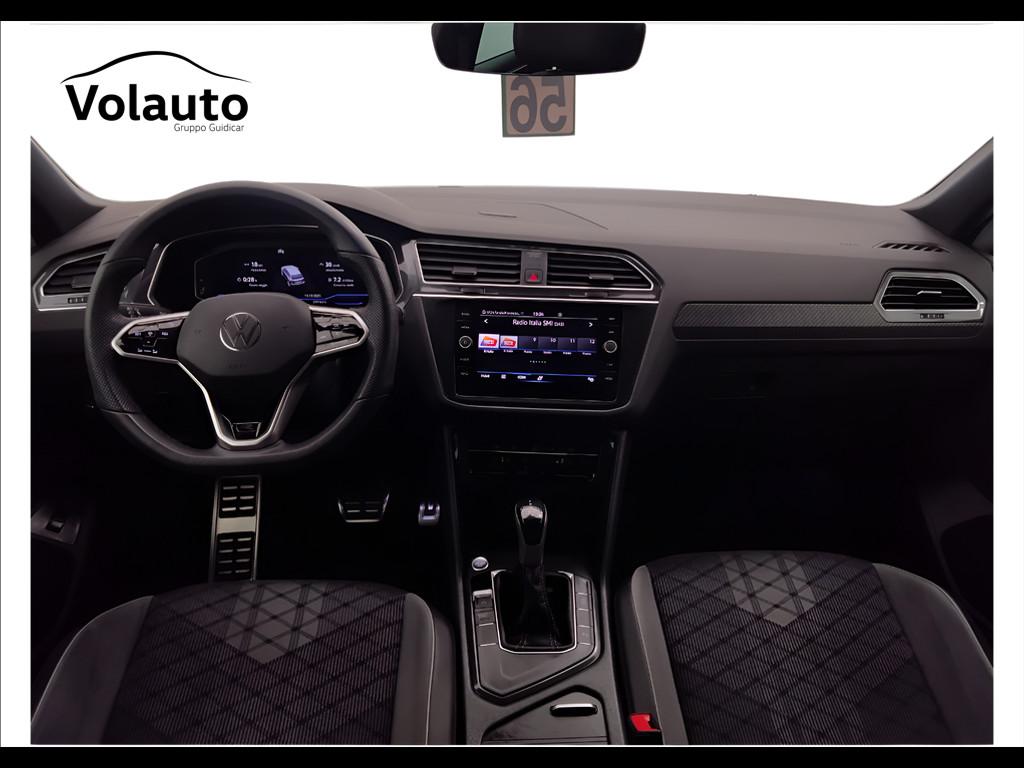 VOLKSWAGEN Tiguan II 2021 - Tiguan 1.5 tsi R-Line 150cv dsg