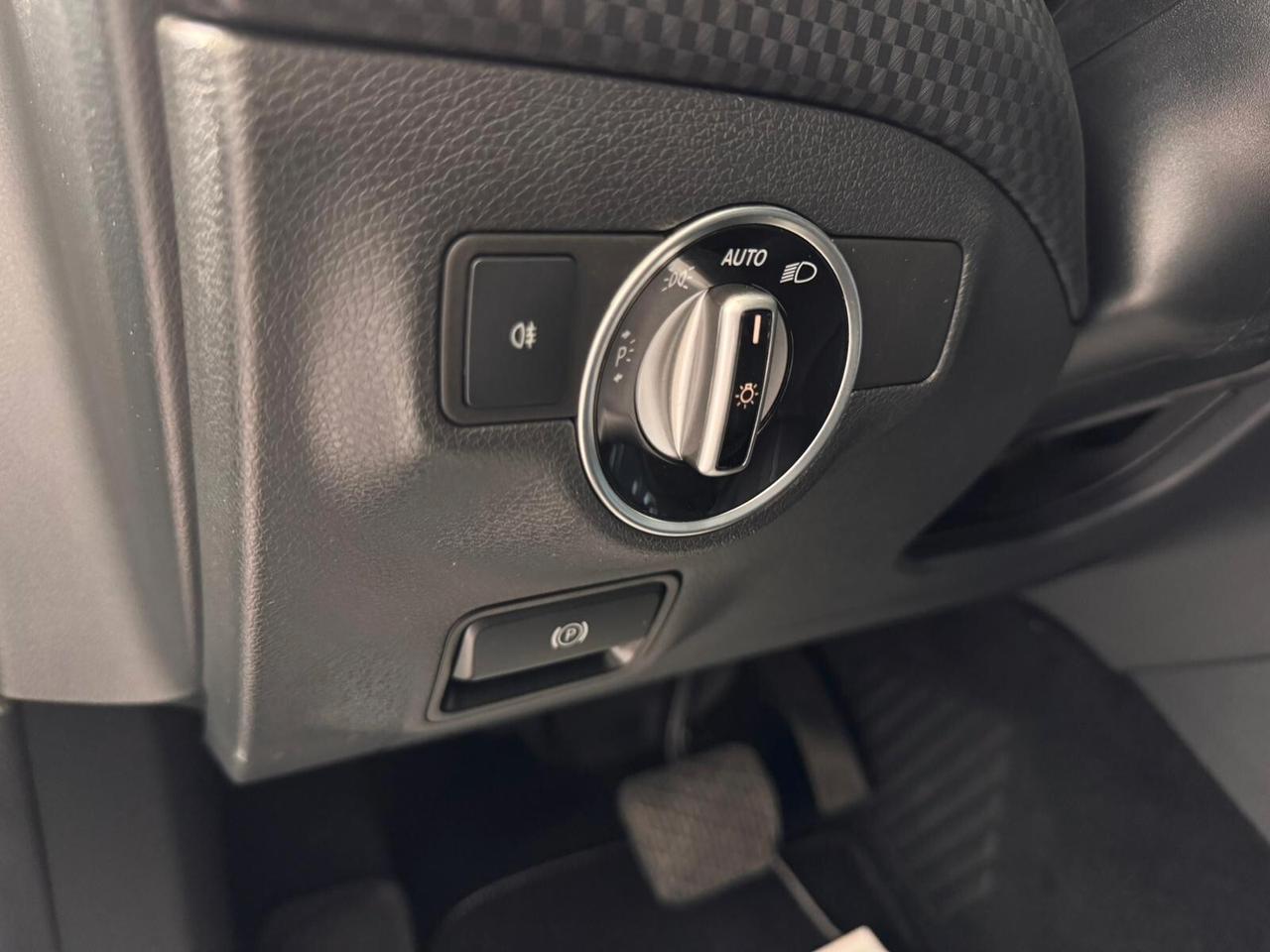Mercedes-benz A 180 d Automatic Premium