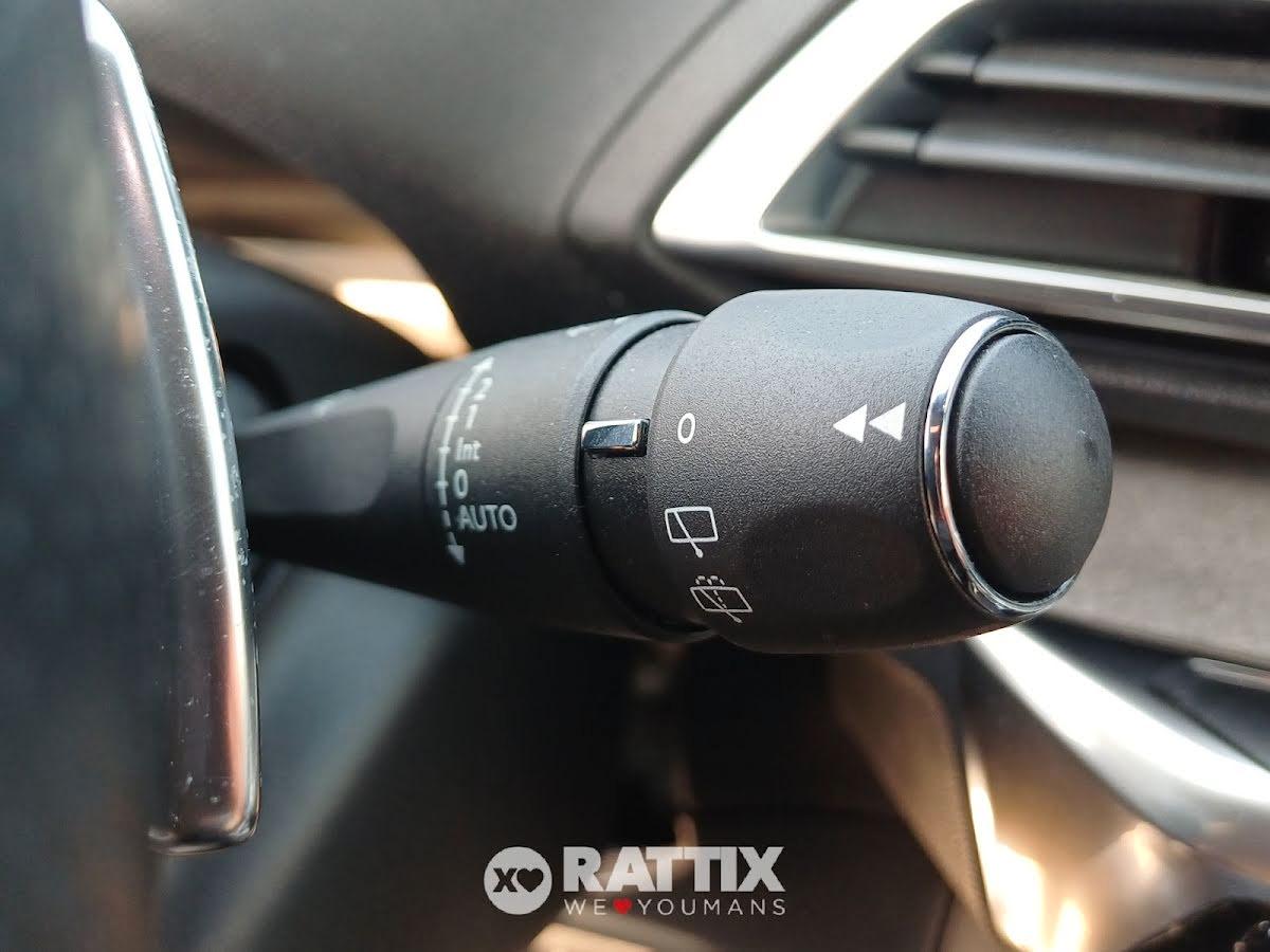 Peugeot 3008 1.6 Hybrid4 300CV GT Pack e-EAT8