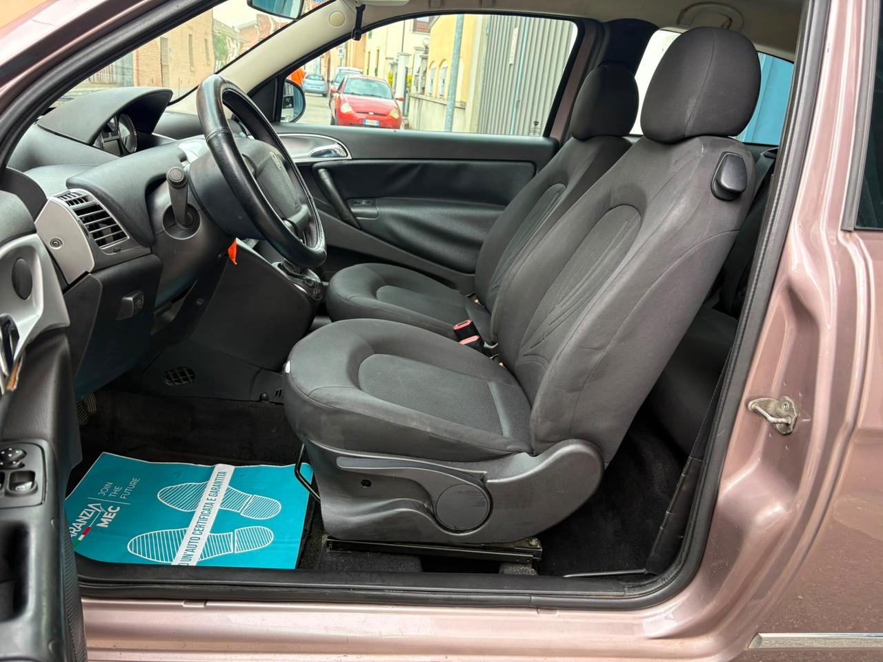 Lancia Ypsilon 1.4 Unyca Ecochic GPL