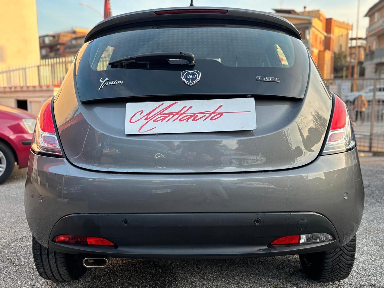 Lancia Ypsilon 1.0 FireFly 5 porte S&S Hybrid Gold Plus