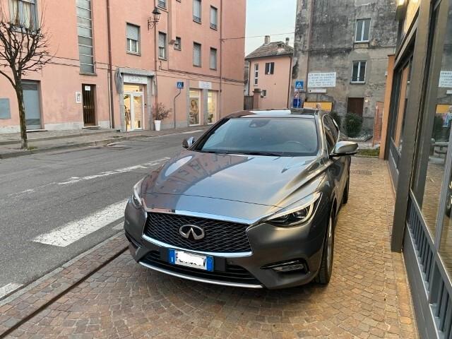 Infiniti Q30 2.2 diesel DCT Premium