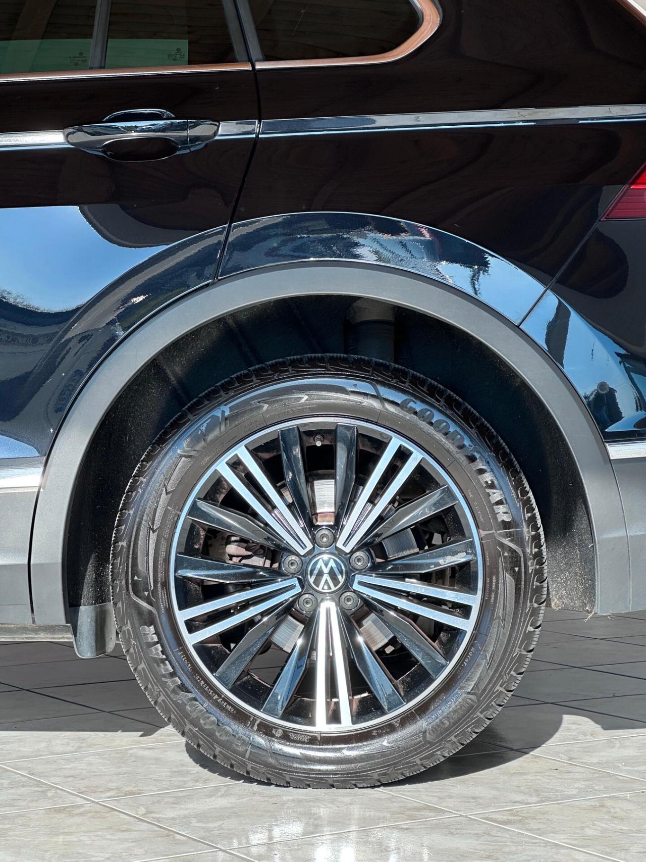 Volkswagen Tiguan 2.0 TDI 200 CV SCR DSG 4MOTION Elegance