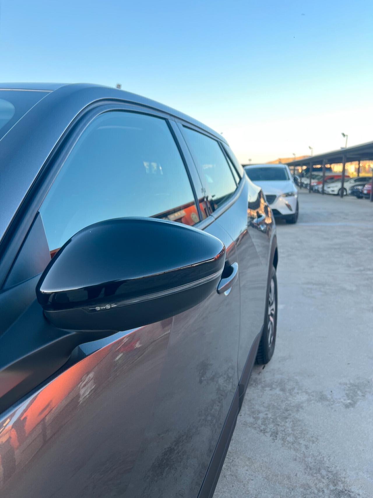 Peugeot 2008 PureTech 100 S&S - SOLO 26.000km