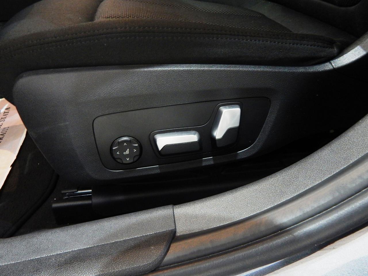 BMW 320 d Touring mhev 48V Advantage Aut TETTO-RADAR-LASER