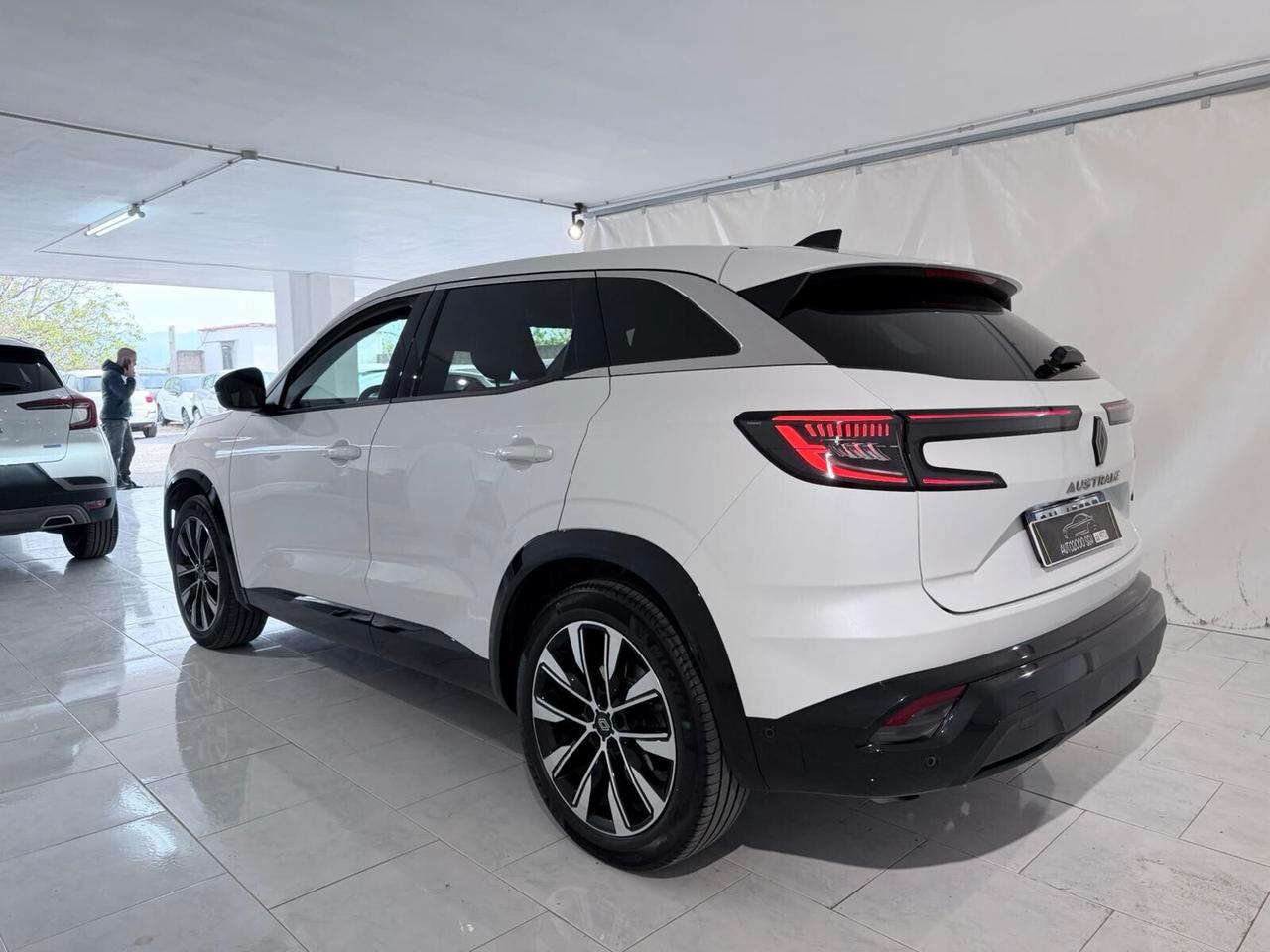 RENAULT AUSTRAL-E FULL HYBRID IVA DEDUCIBILE