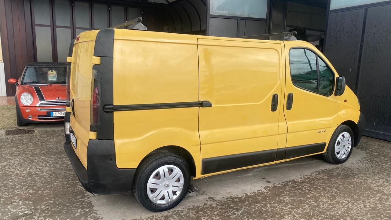 Renault Trafic T29 1.9 dCi/100PC-TN Furg.Confort
