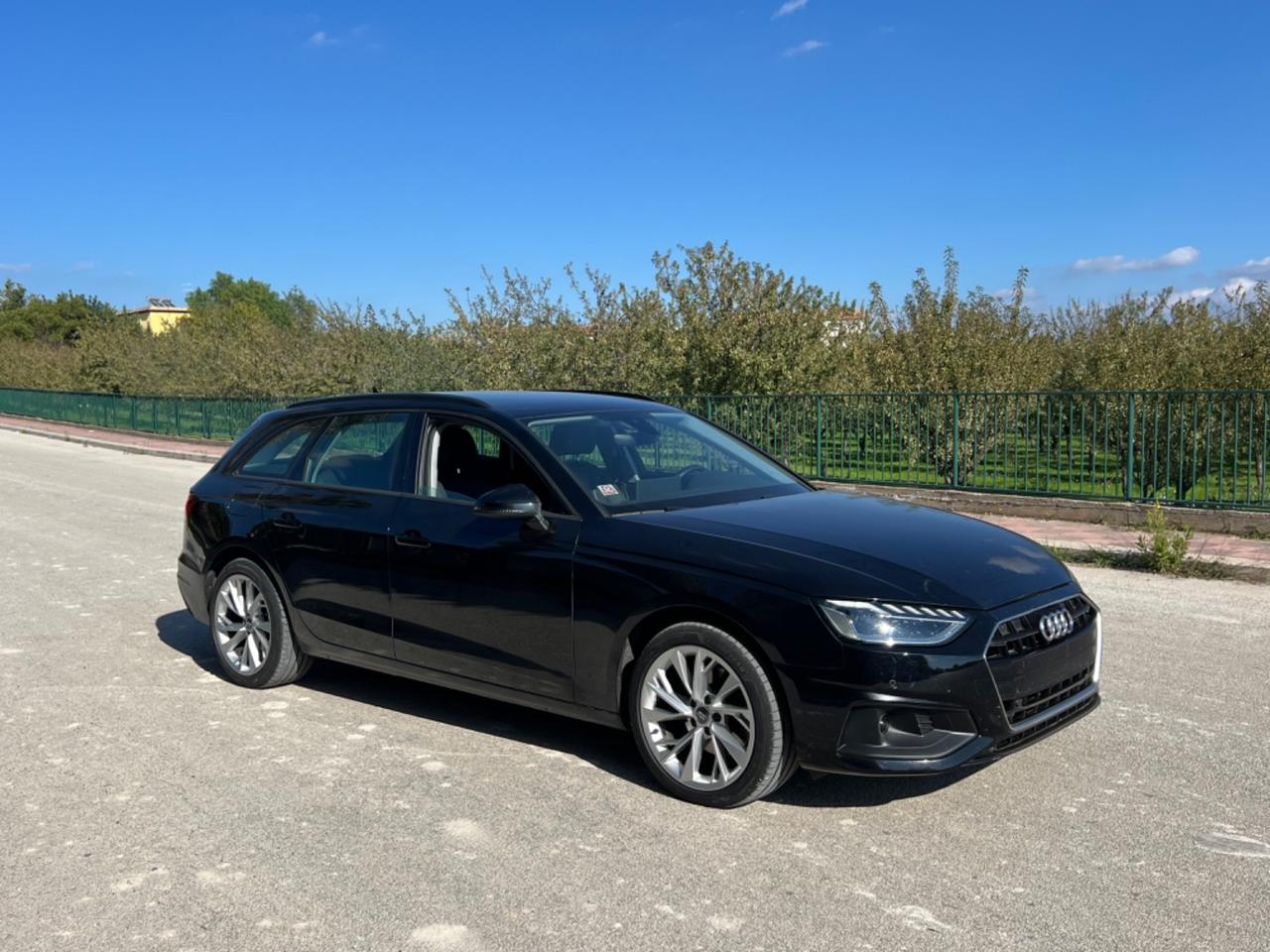 Audi A4 Avant 40 TDI quattro S tronic