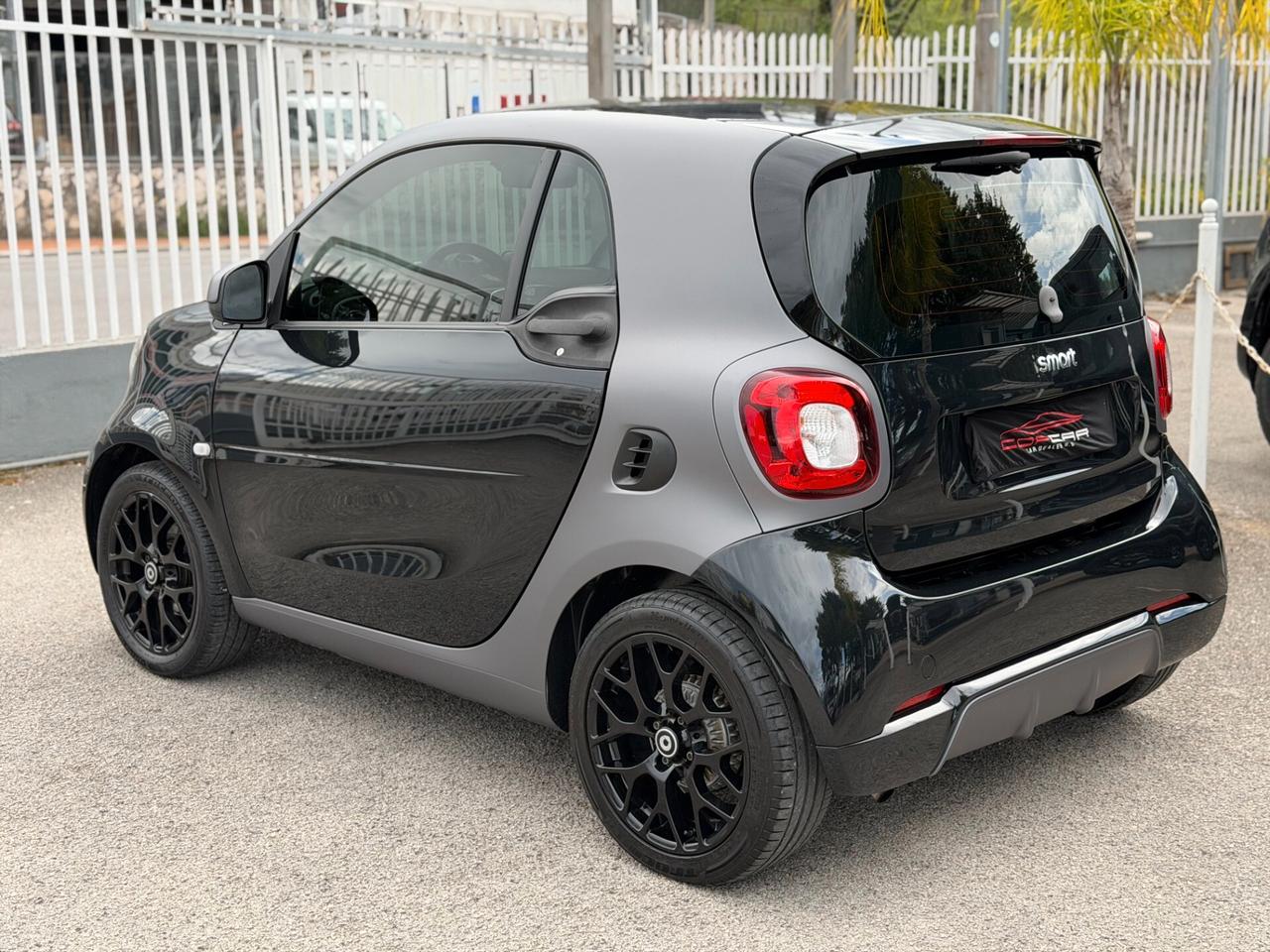 Smart ForTwo 70 1.0 twinamic Superpassion 2019