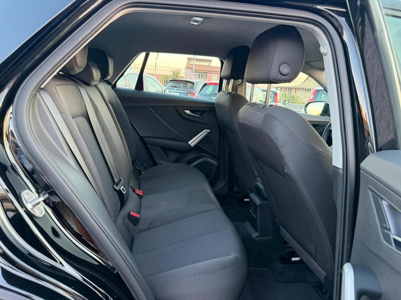 Audi Q2 30 TDI S line Edition
