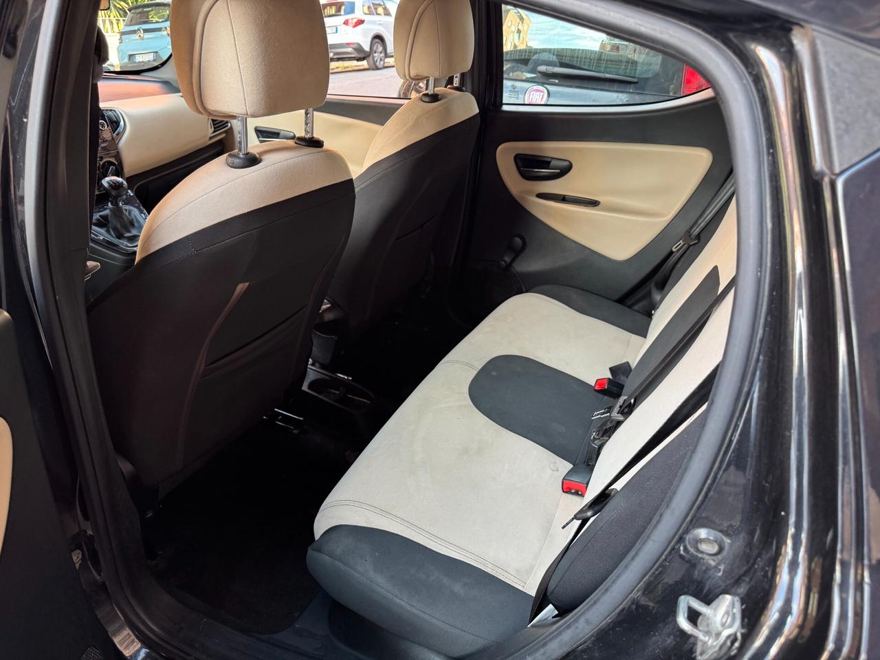 Lancia Ypsilon 1.3 MJT 16V 95 CV 5 porte S&S Gold
