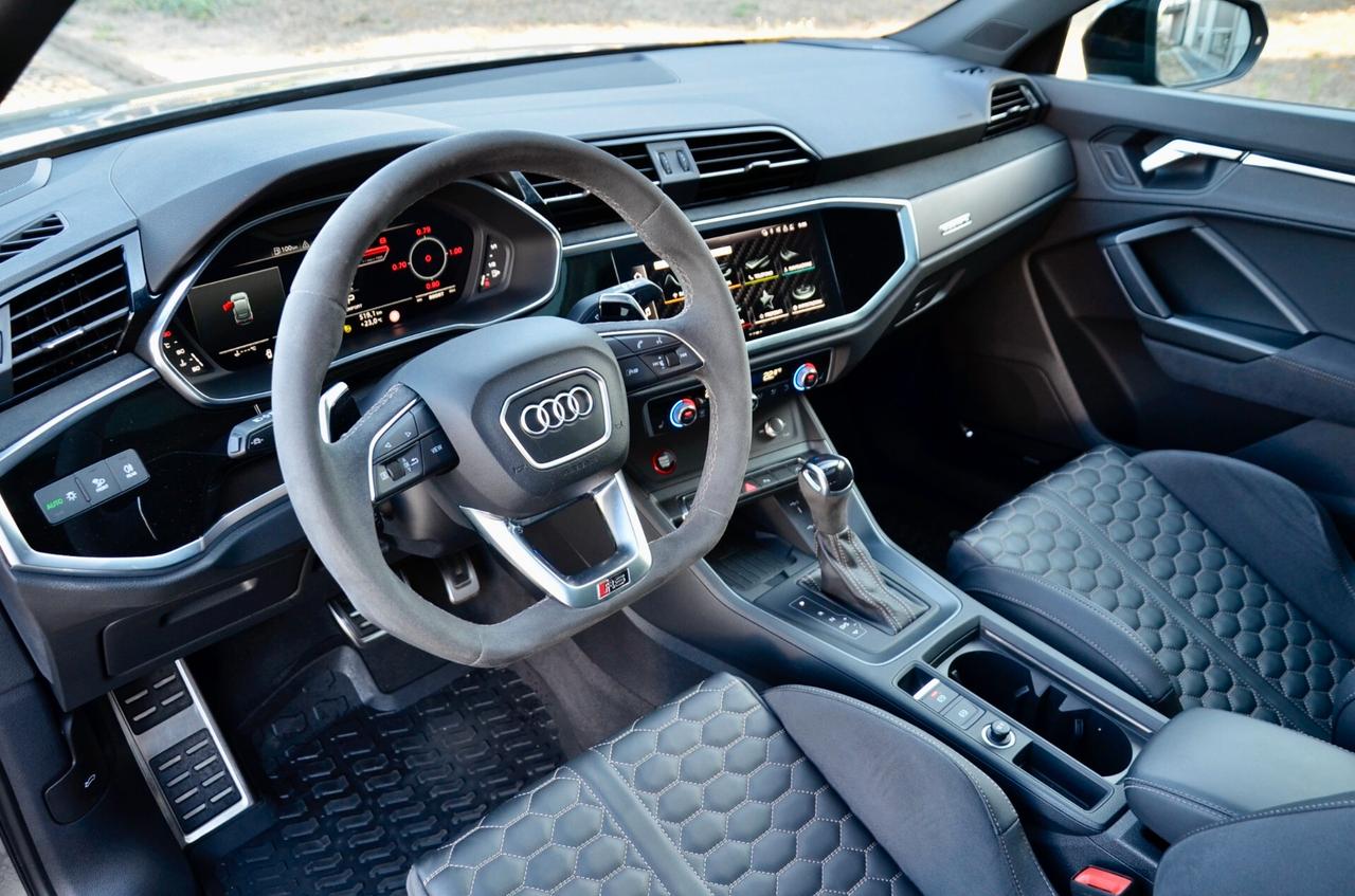 AUDI RSQ3 SPORTBACK 2.5 EDITION 10 YEARS QUATTRO 400cv S-TRONIC, BOLLO E SUPER 4/27, CARBOCERAMICA, TETTO, SEDILI CARBONIO, MATRIX, HI-FI SONOS, PERMUTE
