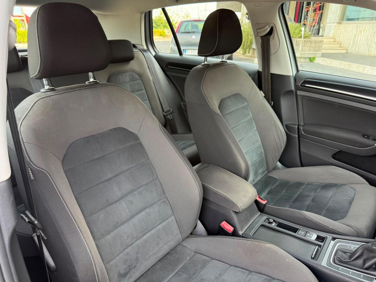 VOLKSWAGEN GOLF 1.6 TDI DSG 5P PERFETTA ITALIANA