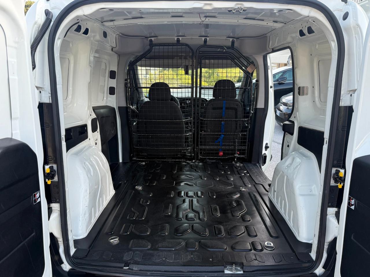 Fiat Doblo Doblò 1.4 T-Jet Natural Power PC-TN Cargo Lamierato SX